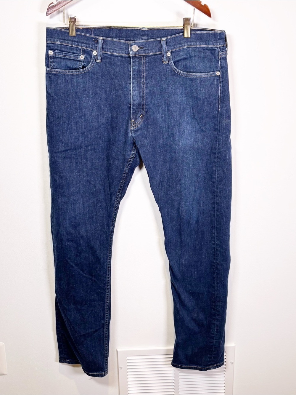 Levi’s 513 Slim Straight Jeans